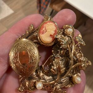 Vintage 1950’s or 60’s Cameo Brooch w/double locket - Victorian Revival
